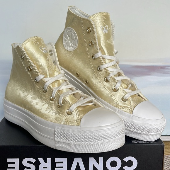 Converse WMNS CTAS A06829C
CTAS LIFT HI
LEMON DROP/VINTAGE WHITE/EGRET
Platforms - Picture 5 of 16